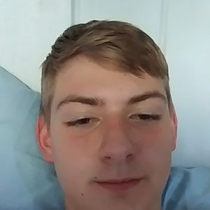 Meet your Posher, Logan